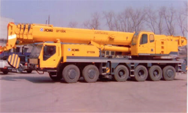 XCMG truck crane